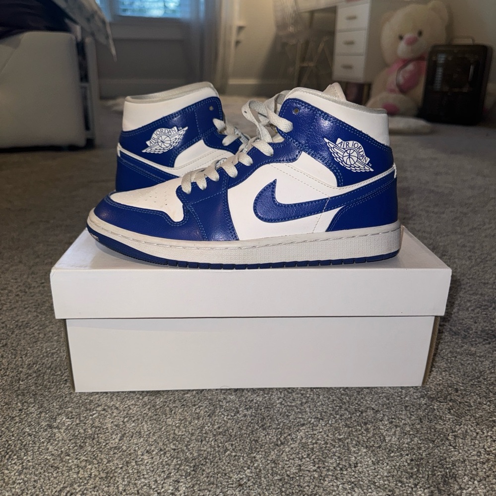 Jordan 1 mid Kentucky blue (W)